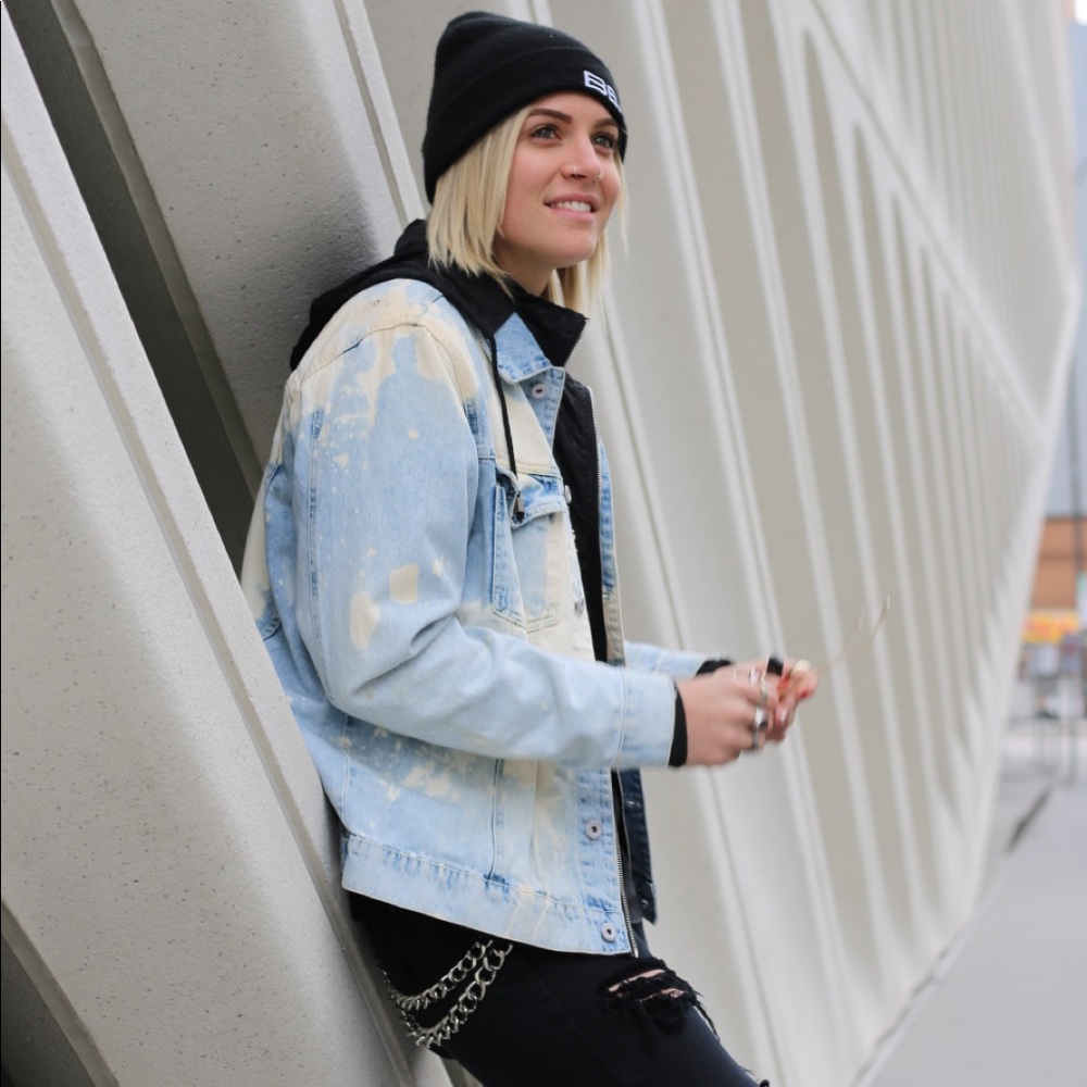 Meet your Posher, Corynne